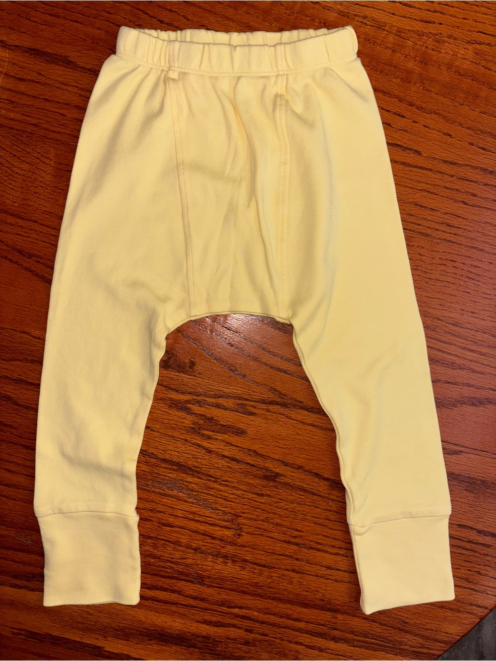 Kate Quinn pants